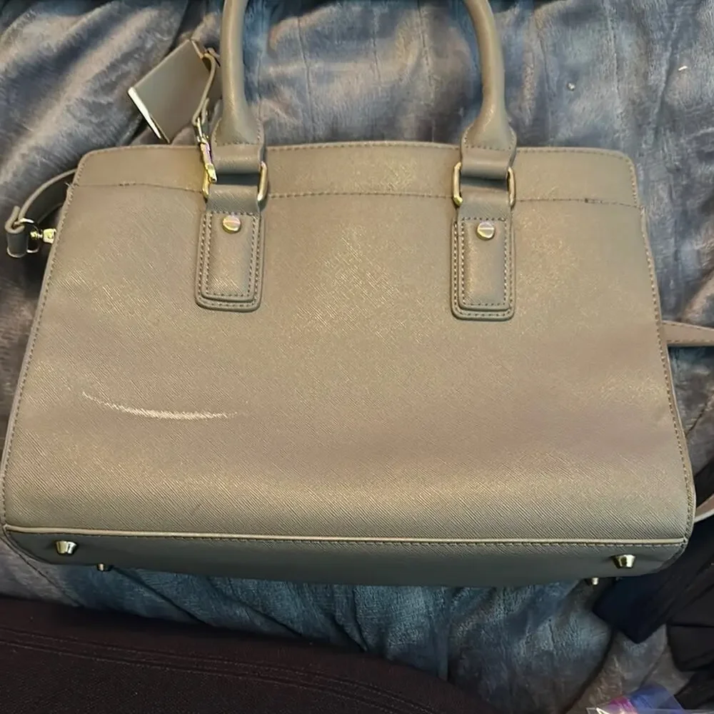 Elegant Gray Handbag